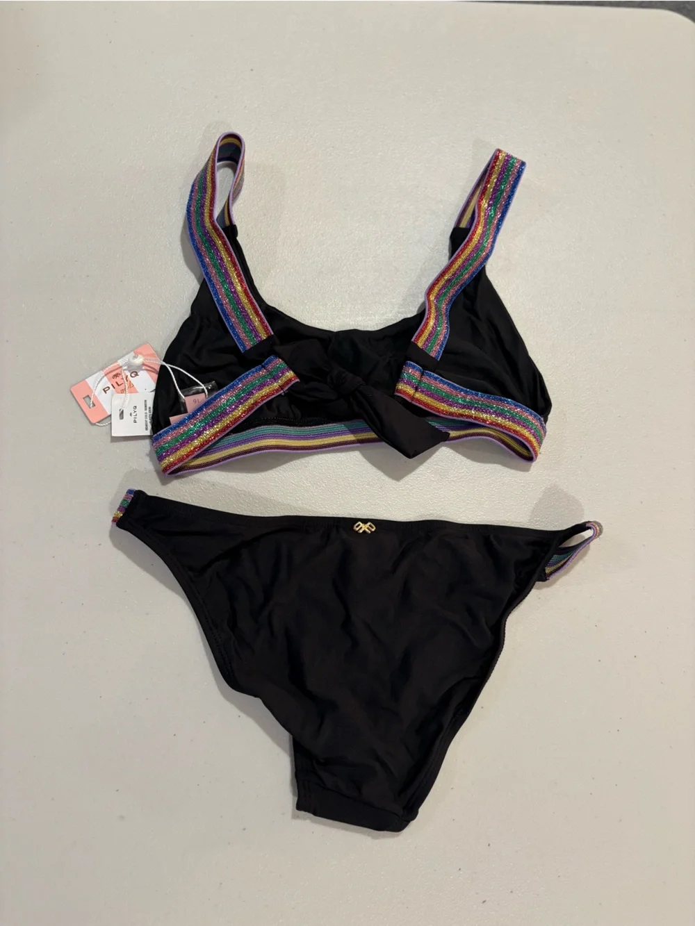 Pilyq black two